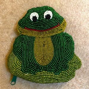 Beaded Smiling Frog Change Purse